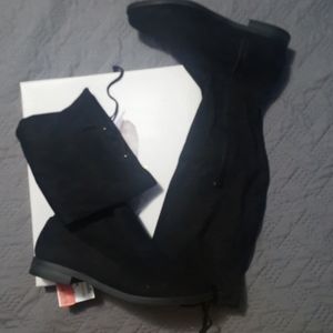 Girls boots